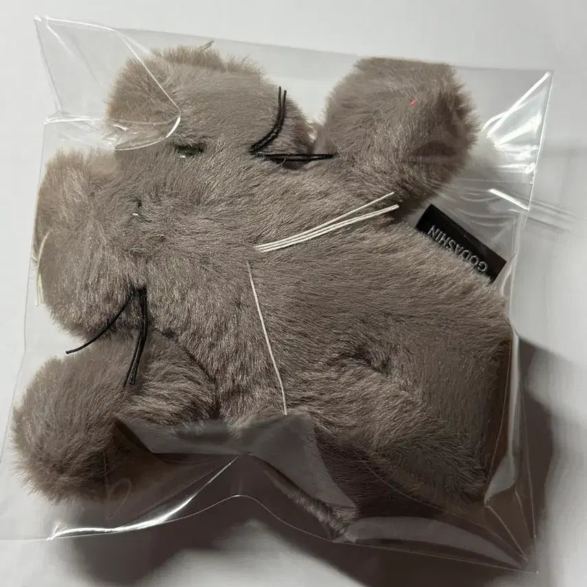 [BUNJANG] Godashin Doll Keychain Grey / 고다신 인형 키링 그레이