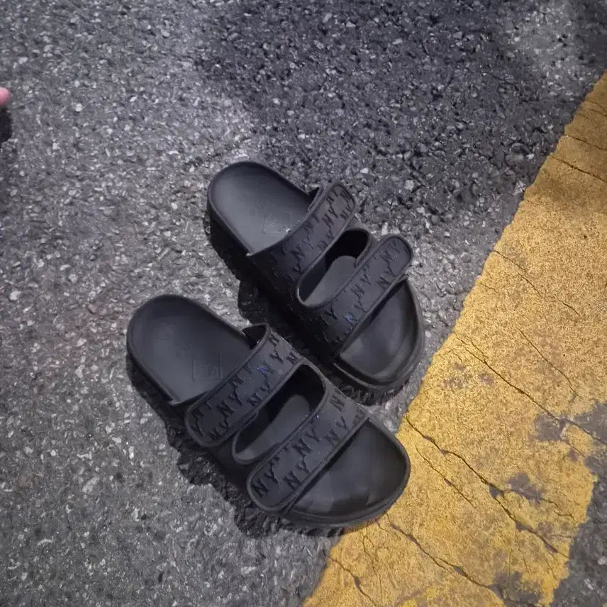 [BUNJANG] Men's Casual Logo Slip-on Sandals / 남성슬리퍼
