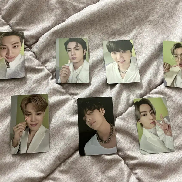 [BUNJANG] BTS 8th Anniversary Photocard 7-Set Bundle / 방탄소년단 포토카드 7종 세트 8주년 포카