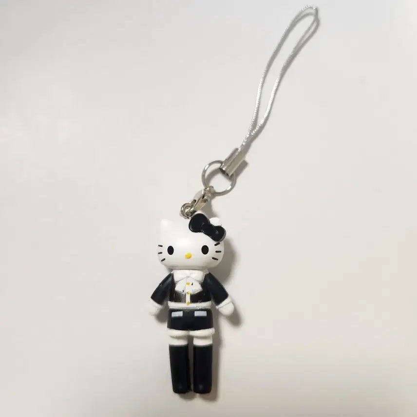 [BUNJANG] Hello Kitty Black Suit Keyring / 헬로키티 키링 블랙 수트