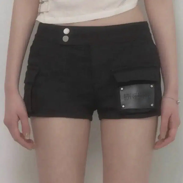 [BUNJANG] ETOHSOME Leather Patch Cargo Shorts / 에트오소메 레더 패치 카고 숏팬츠 Leather Patch Cargo
