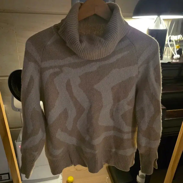 [BUNJANG] Karl Lagerfeld Turtle Neck Knit Sweater Size 55 / 칼라거펠트 터틀넥 니트 55 사이즈