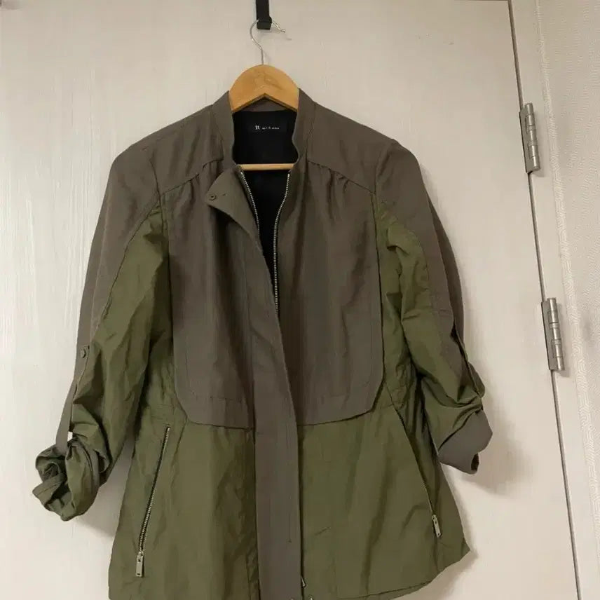[BUNJANG] IT MICHAA Khaki String Waist Hooded Jacket (Size S/55) / 잇미샤 허리스트링 여성스런 카키 야상자켓 S