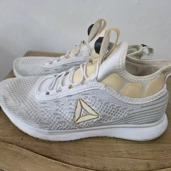 [BUNJANG] Reebok Pump Plus Runner Woven Sneakers (255mm) / 리복 운동화 255