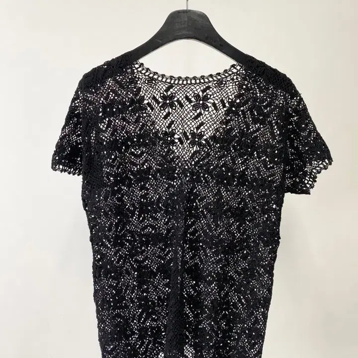[BUNJANG] Vintage Handmade V-Neck Crochet Top / 빈티지 핸드메이드 브이넥 크로셰 탑
