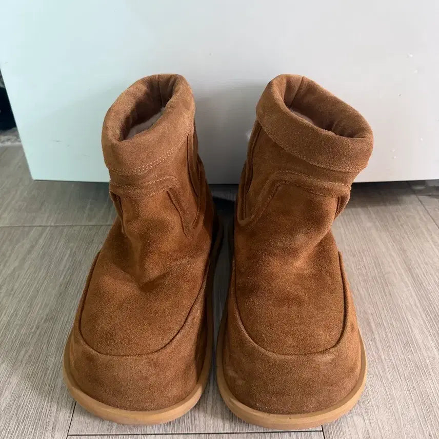 [BUNJANG] Kinch Non-Parking Boots Suede Size 240 / 240 논파킹 부츠
