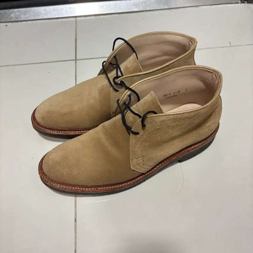 [BUNJANG] Alden Chukka Boots Suede Beige US 8.5D / 알든 처카부츠 8.5D