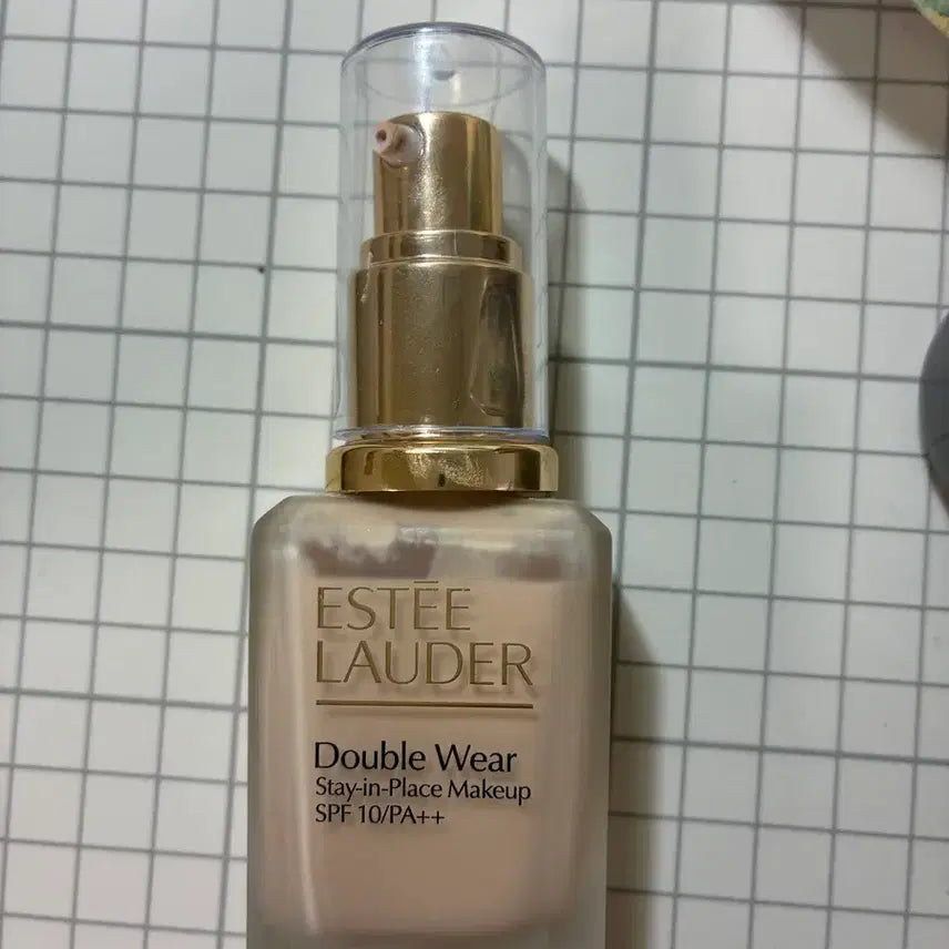 [BUNJANG] Estée Lauder Double Wear Foundation Porcelain / 에스티로더 더블웨어 포슬린