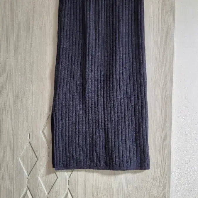 [BUNJANG] Ribbed Knit Skirt with Side Slit / 골지 니트 스커트
