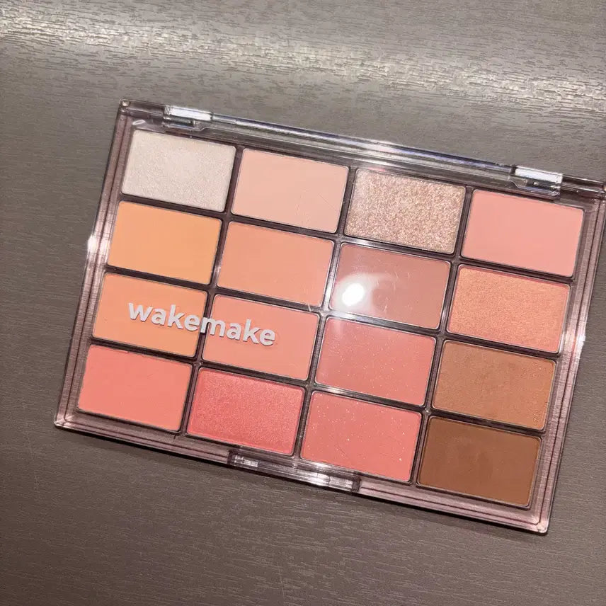 [BUNJANG] WAKEMAKE Soft Blurring Eye Palette Candy Coral Blurring / 웨이크메이크 소프트 블러링 아이팔레트 캔디코랄블러링