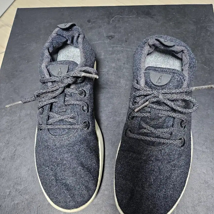 [BUNJANG] Allbirds Wool Shoes Dark Grey M8 / 올버즈 울슈즈 다크그레이 M8사이즈  상태좋음