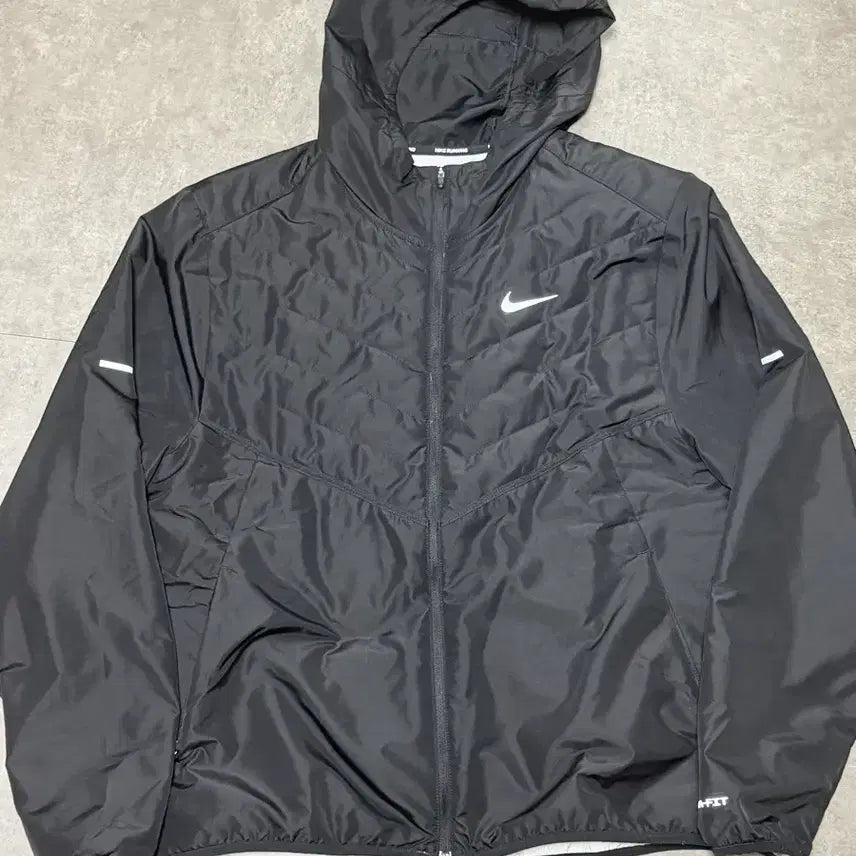 [BUNJANG] Nike Therma-FIT Repel Synthetic Fill Running Jacket / 나이키 써마핏 리펠 신세틱 필 러닝 자켓