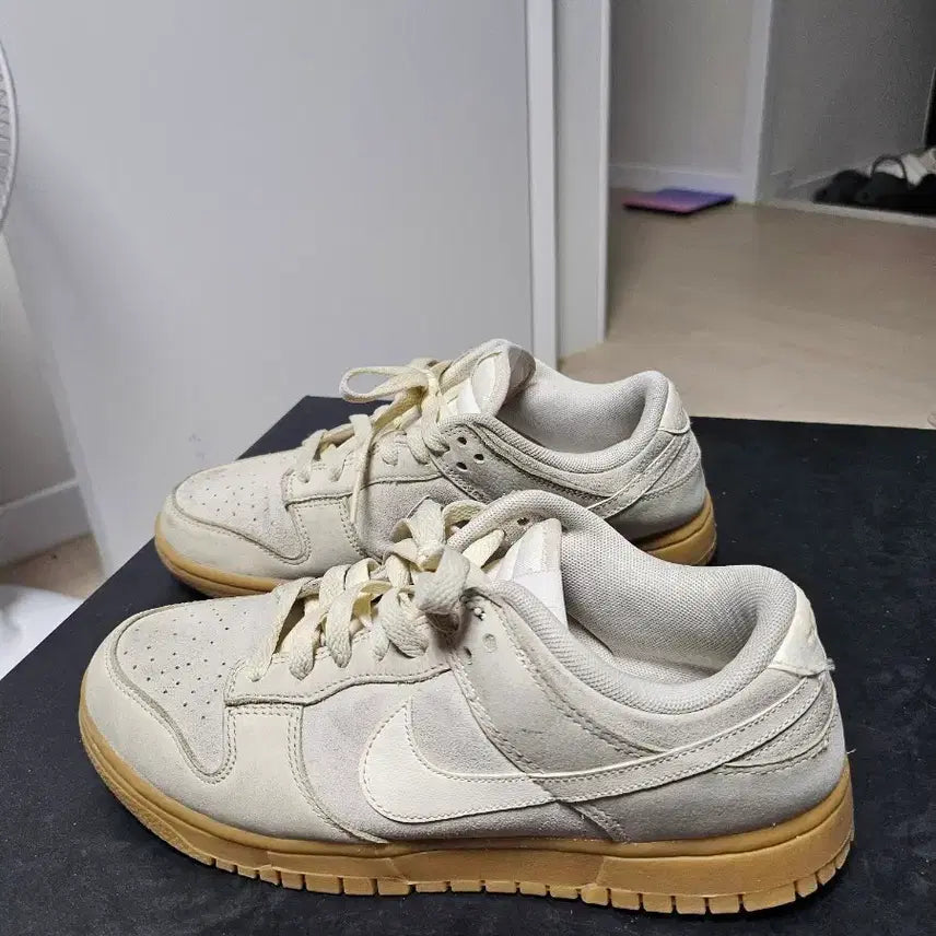 [BUNJANG] Nike Dunk Low Beige 245mm / 나이키 덩크 로우 베이지 245mm 상태매우좋음