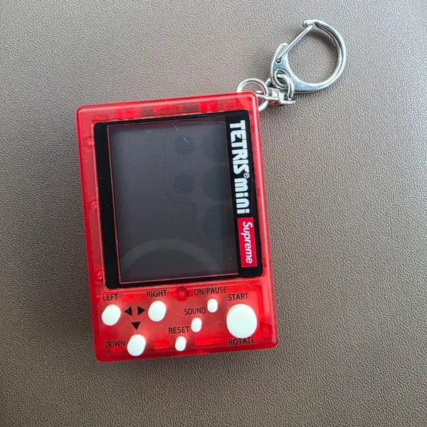 [BUNJANG] Supreme x Tetris Mini Game Console Keychain Red 24SS / 슈프림 x 테트리스 미니 레드 - 24SS