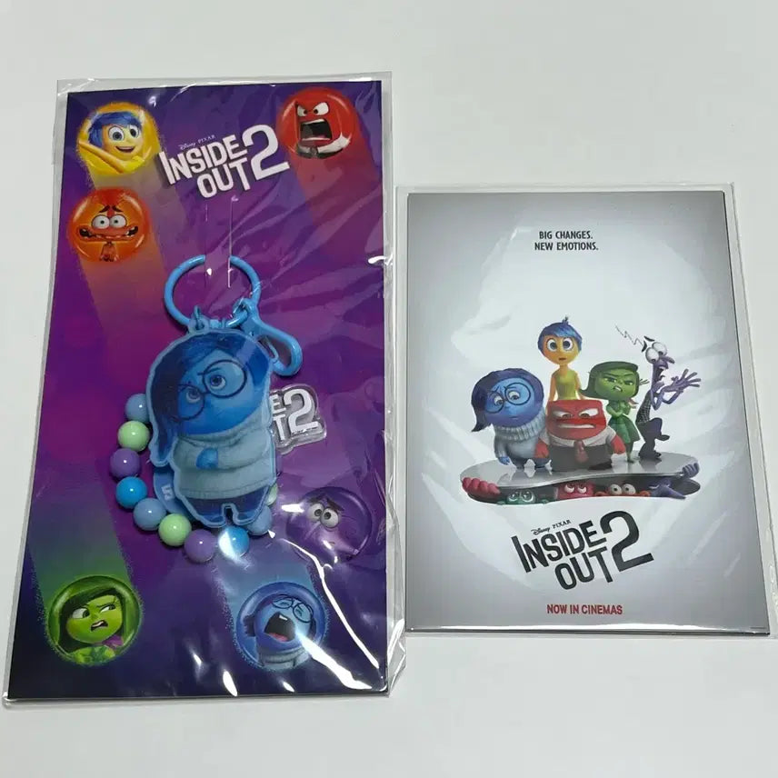 [BUNJANG] Inside Out 2 Bead Keychain Sadness Version + Deco Pack Postcard Set Special Goods Bundle Set / 일괄) 메가박스 영화 인사이드 아웃2 구슬키링 슬픔이 버전 + 데코팩 엽서 세트 특전 굿즈