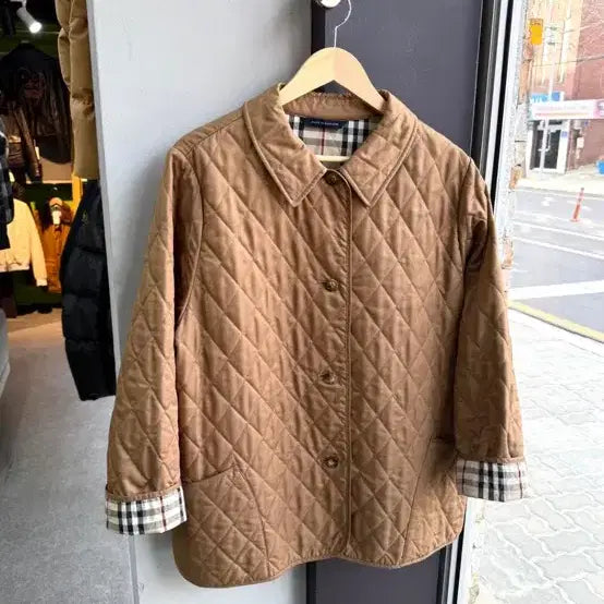 [BUNJANG] Burberry London Quilted Lightweight Jacket / 버버리 런던 퀄팅 경량 패딩자켓