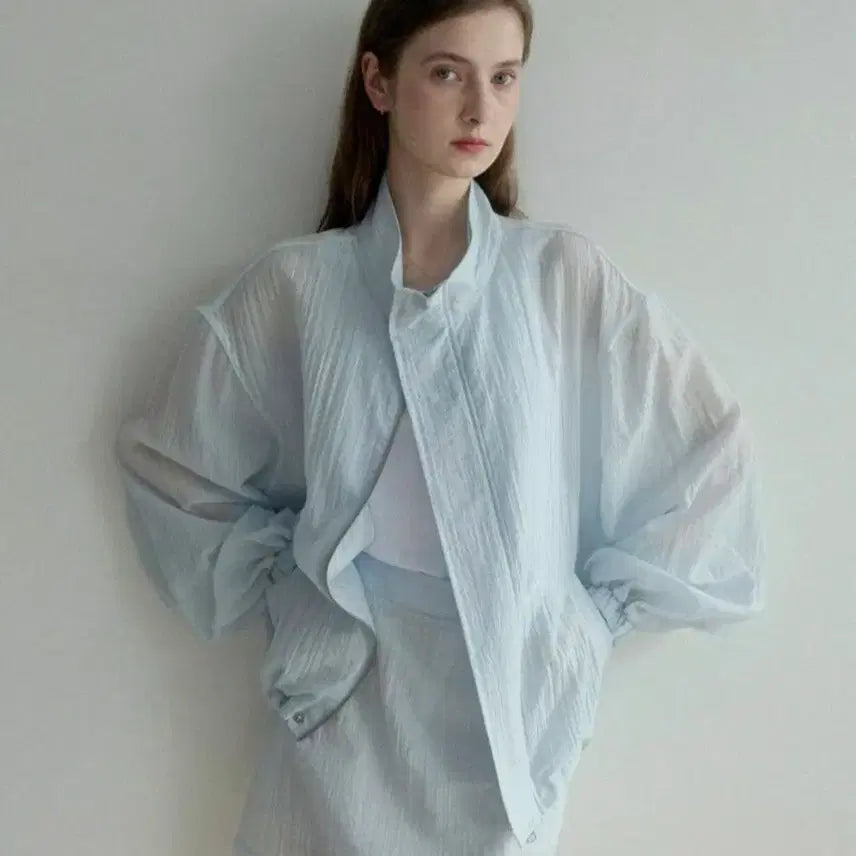 [BUNJANG] LUVISTRUE esy rainy neck wind jacket - Blue / 르나브 esy rainy neck wind jacket