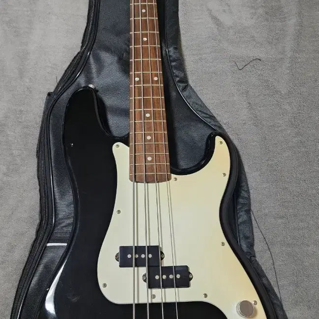 [BUNJANG] Fender Squier Affinity Precision Bass / 펜더 스콰이어 Affinity 프레시전 베이스