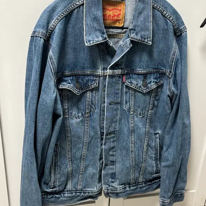 [BUNJANG] Levi's Denim Jacket Size M / 리바이스 청자켓 데님 자켓 m서이즈