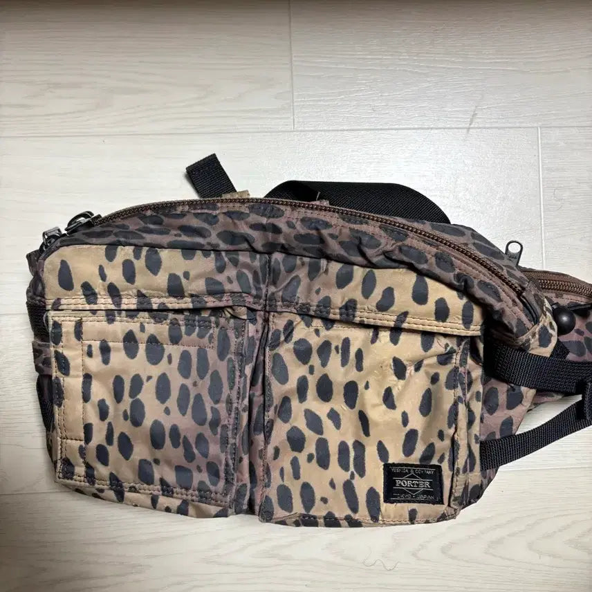 [BUNJANG] Yoshida Porter Leopard Waist Bag / 요시다포터 레오파드 웨이스트백