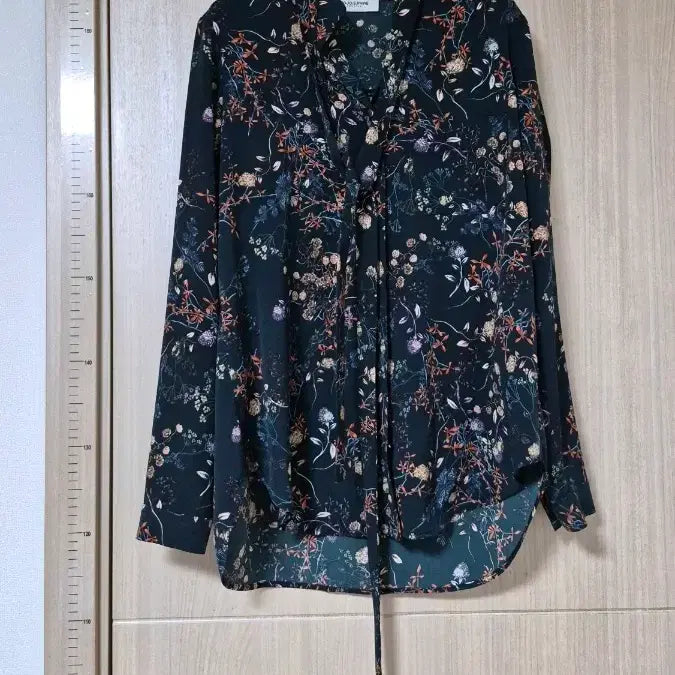 [BUNJANG] MOJO.S.FINE Tie-Neck Floral Blouse / 모조에스핀 타이넥 블라우스 55 66