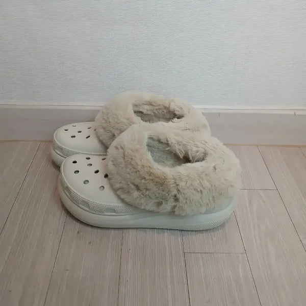 [BUNJANG] Crocs Mammoth Luxe Fur Clog / 크록스 맘모스 럭스 털 클로그 240