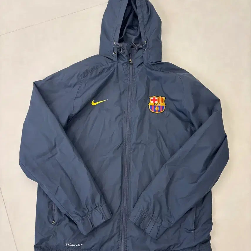 [BUNJANG] Nike Barcelona Storm-FIT Windbreaker Jacket 105 / 나이키 바르셀로나 스톰핏 올드 바람막이 105