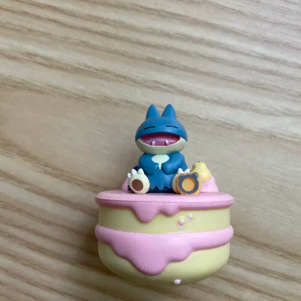 [BUNJANG] Pokemon Snorlax Cake Figure / 포켓몬스터 먹고자 케이크 피규어 오뚝이 잠실