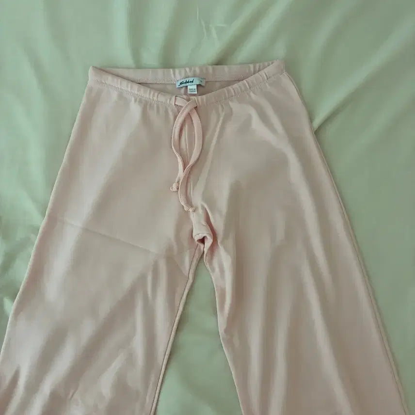 [BUNJANG] Subdued Strawberry Milk Pants / 섭듀드 팬츠 딸기우유