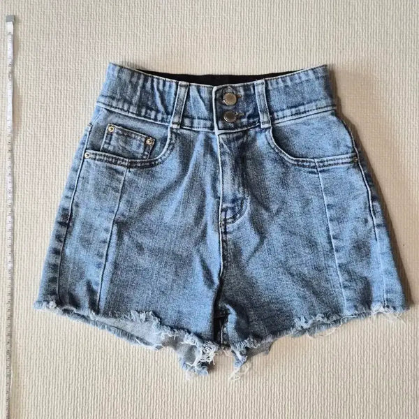 [BUNJANG] Two-Button High-Waisted Denim Shorts / 투버튼 청반바지 데님숏팬츠