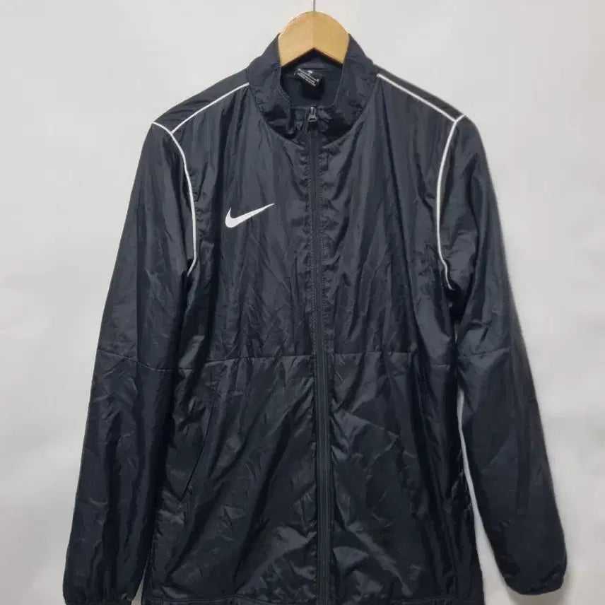 [BUNJANG] Nike Training Windbreaker Jacket (M) / 나이키 트레이닝 바람막이 M