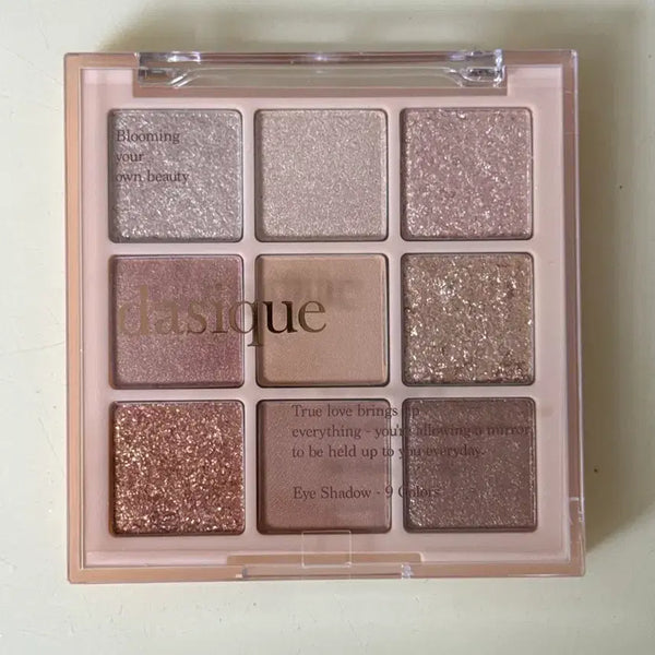 [BUNJANG] Dasique Eyeshadow Palette Sweet Cereal / 데이지크 아이섀도우 팔레트 스윗시리얼(단종/새상품)