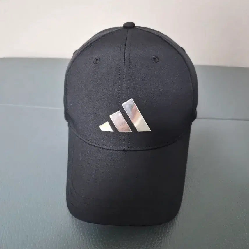[BUNJANG] Adidas Free Size Metal Logo Cap / 아디다스 프리사이즈 볼캡 야구모자 골프모자-878