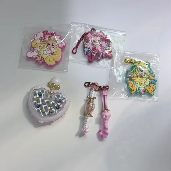 [BUNJANG] Ojamajo Doremi Gacha Keyring Goods Set / 꼬마마법사 레미 오자마녀 도레미 가챠 키링 굿즈 6종 일괄 하나 모모 또미
