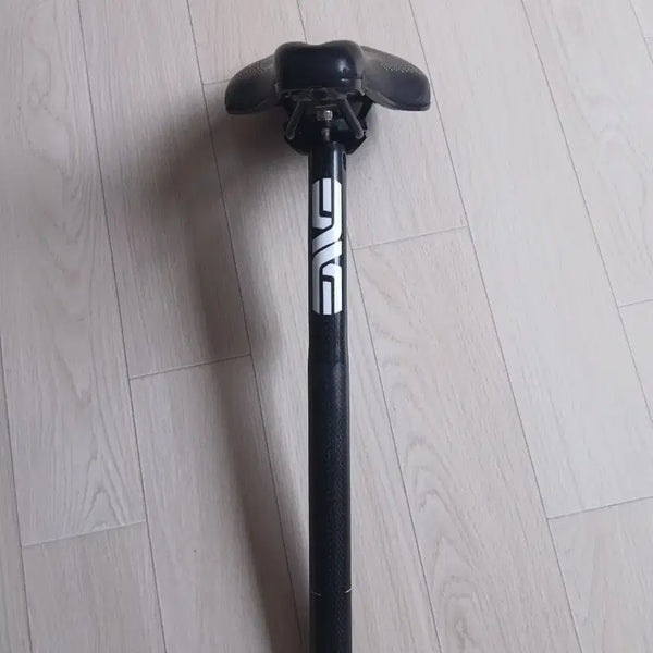 [BUNJANG] Envy Carbon Mold Saddle / 엔비카본 몰드 싯포판매
