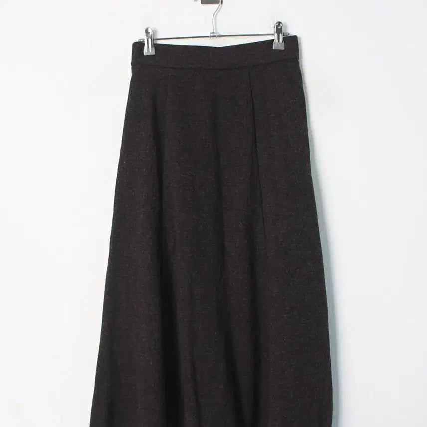 [BUNJANG] GU Poly Blend Long Skirt (Size 24) / 지유 폴리혼방 롱 스커트 [WOMAN 24]