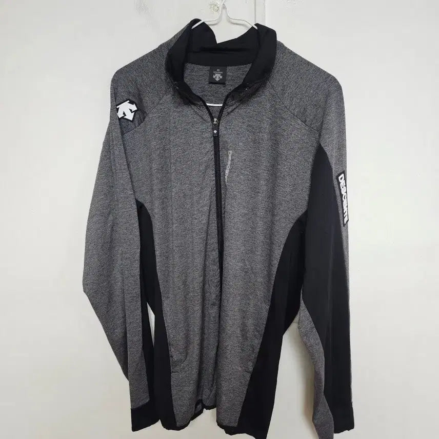 [BUNJANG] Descente Men's Full-Zip Jacket XL / 데상트 남성 집업 자켓 105XL@9904