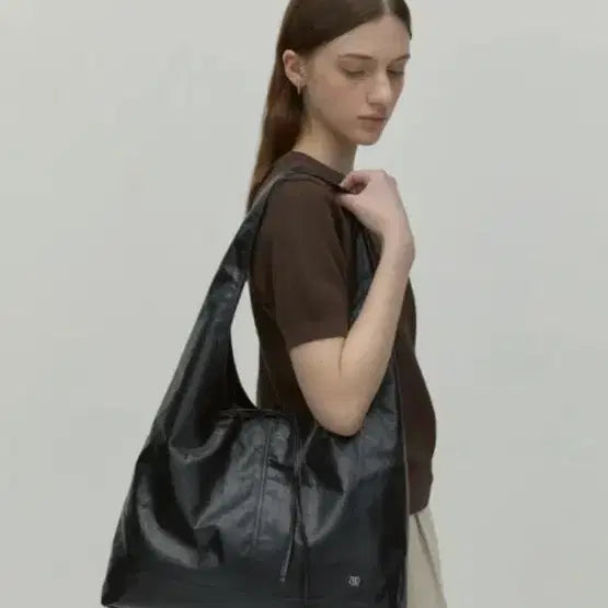 [BUNJANG] Depound Pino Bag Hobo Large / 드파운드 피노백 호보 라지