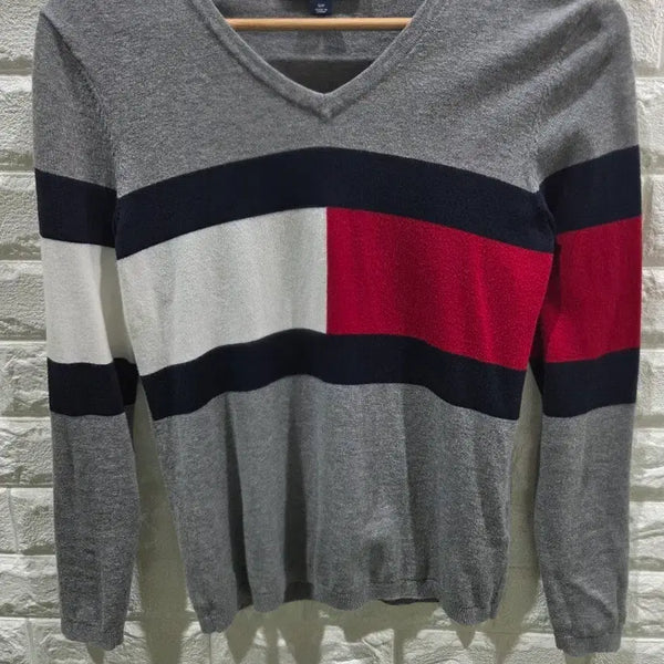 [BUNJANG] Tommy Hilfiger V-Neck Knit Grey/Red / 타미힐피거 브이넥 니트 그레이/레드