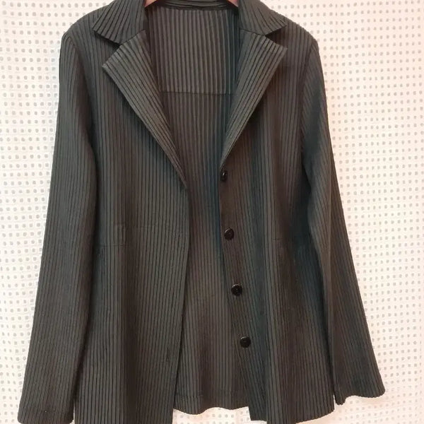 [BUNJANG] Pleated Black Jacket / 플리츠 블랙 자켓 55.66정도