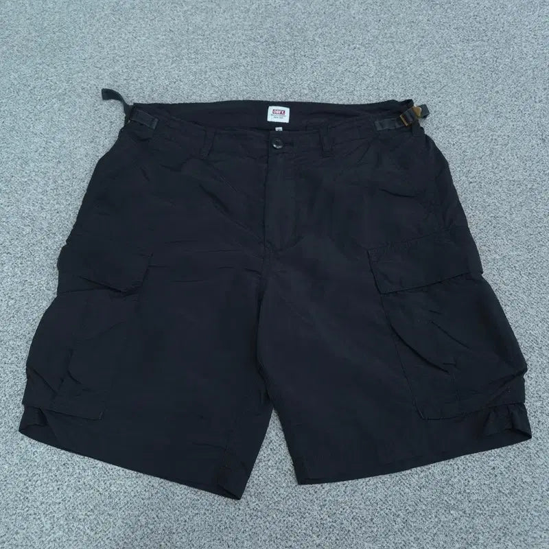 [BUNJANG] Obey Cargo Shorts / 32 오베이 카고 반바지 | 0828B50