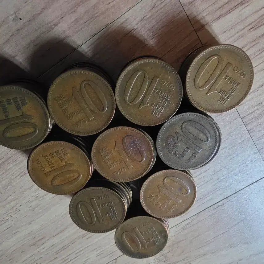 [BUNJANG] 1970 10 Won Coin Bundle Set (100 pcs) / 1970년 보품 10주 동전 100개 일괄.