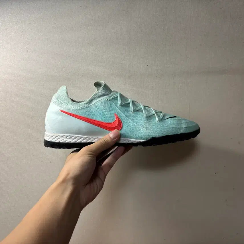 [BUNJANG] Nike React Phantom GX2 Pro TF Futsal Shoes / [270] 나이키 리액트 팬텀 GX2 프로 TF 풋살화