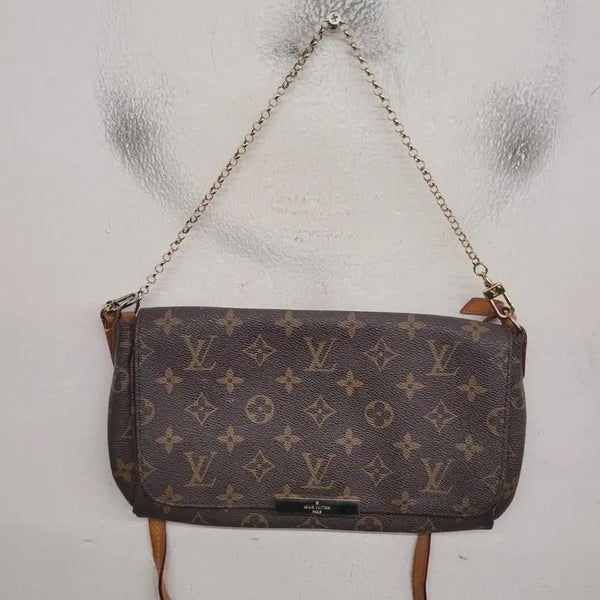 [BUNJANG] Pattern Leather Clutch Bag (Free Size) / [free size] 패턴 레더 클러치백