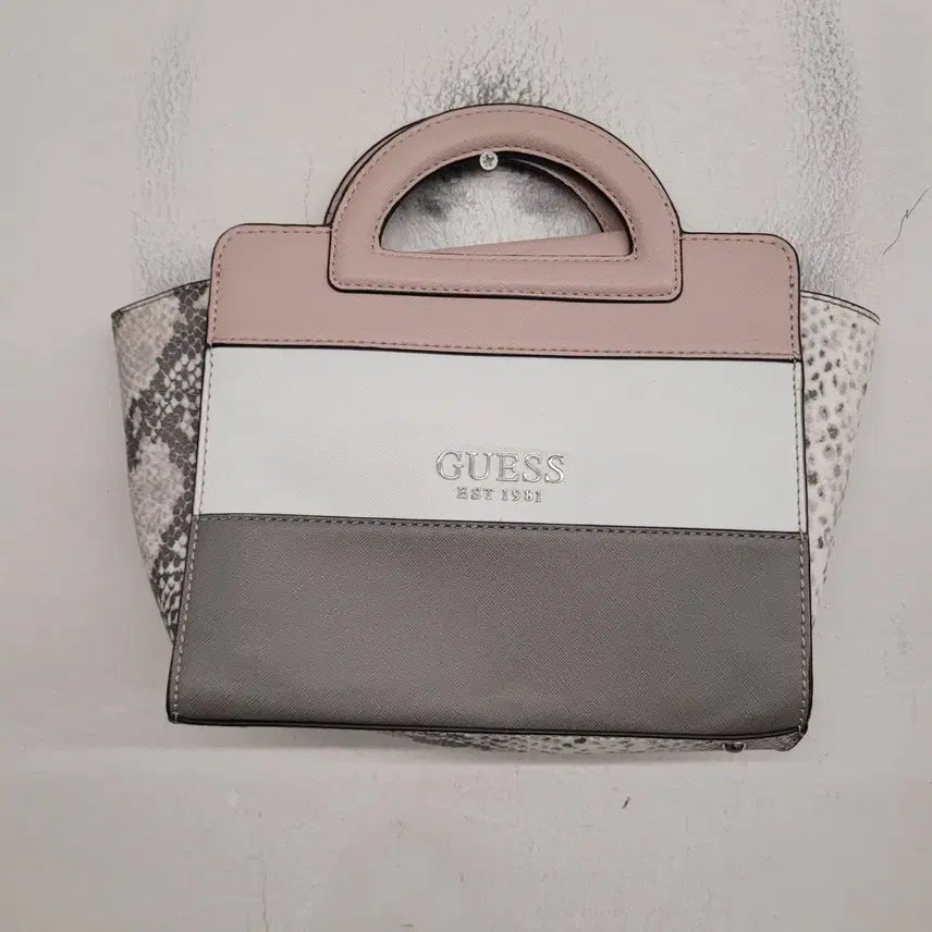 [BUNJANG] Guess Free Size Tote Bag / [free size] 게스 토트백