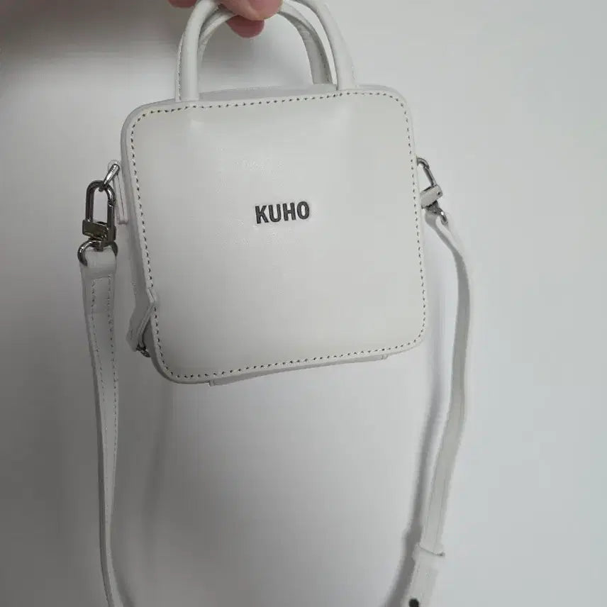 [BUNJANG] KUHO Crossbody Bag / 구호 크로스백