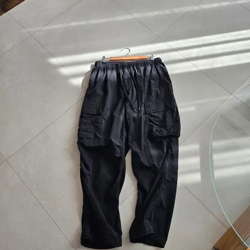 [BUNJANG] Moif OVER MIL 6P PANTS Black / 모이프 OVER MIL 6P PANTS / BLACK
