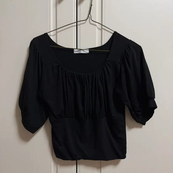 [BUNJANG] Puff Sleeve Black T-Shirt / 블랙 티셔츠
