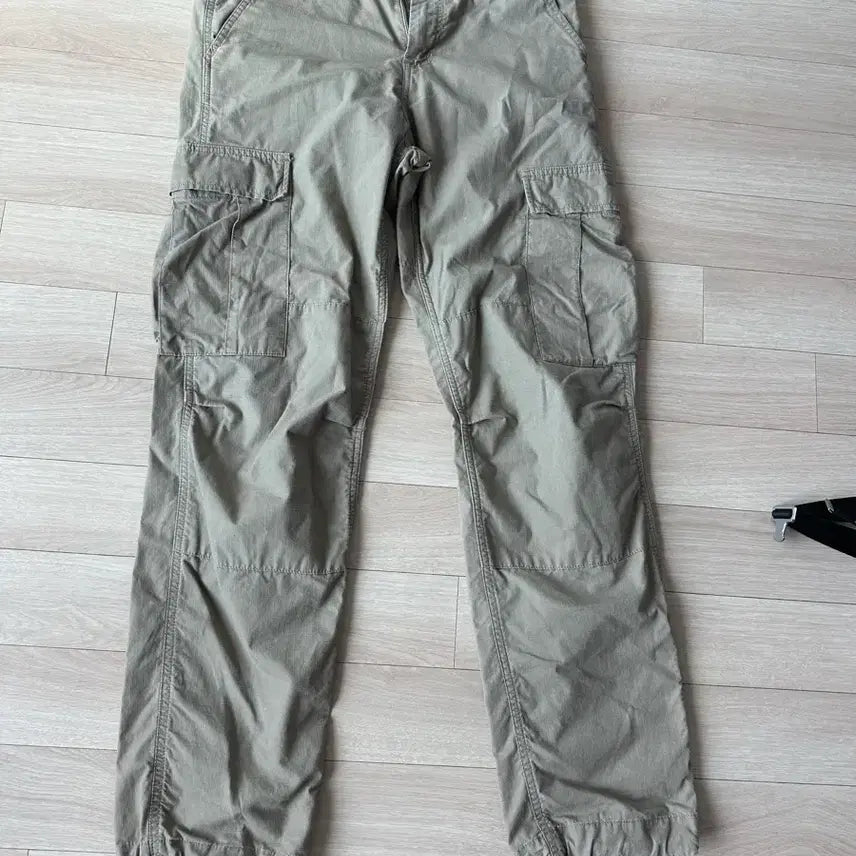 [BUNJANG] Carhartt Regular Cargo Pants Beige 30x32 / 칼하트 레귤러 카코팬츠 베이지 30x32