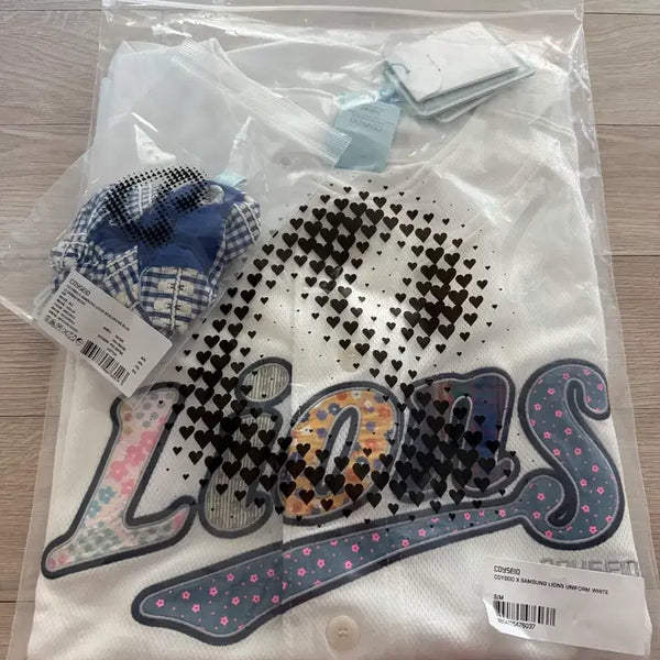 [BUNJANG] KOSEIO Samsung Lions Uniform White S/M + Scrunchie Set / 코이세이오 삼성 라이온즈 유니폼 화이트 S/M + 스크런치